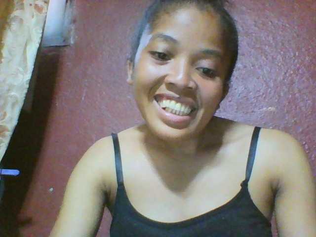 Live sex webcam photo for Johannesexy #277796021