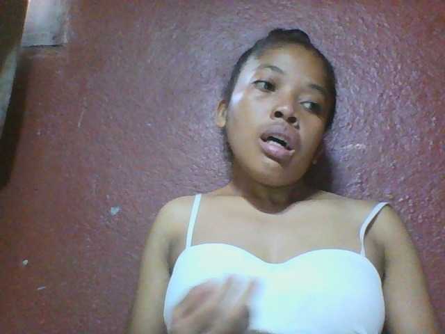 Live sex webcam photo for Johannesexy #277803098