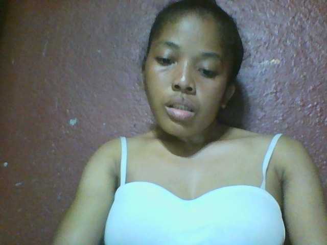 Live sex webcam photo for Johannesexy #277806401