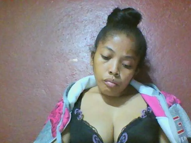 Live sex webcam photo for Johannesexy #277931137