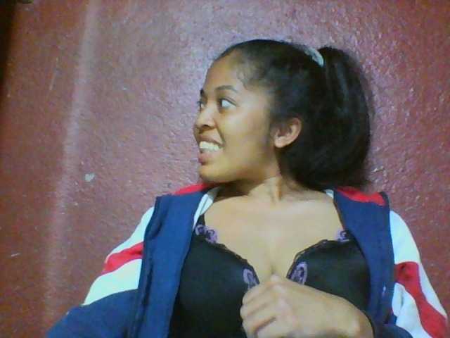 Live sex webcam photo for Johannesexy #278019416