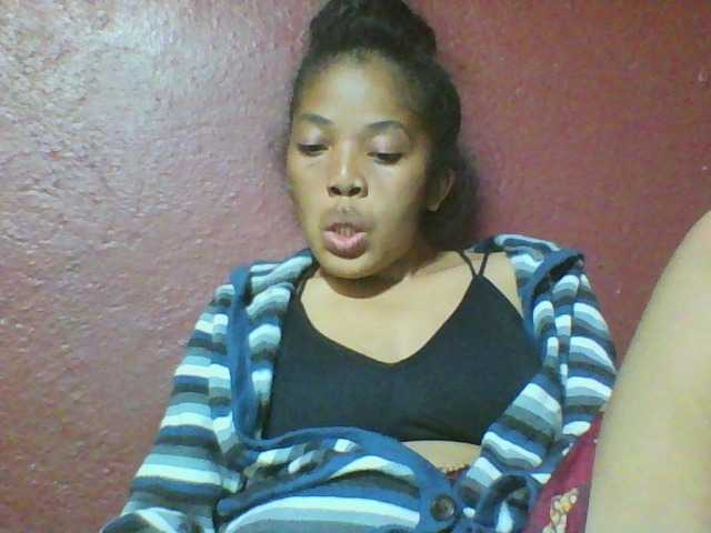 Live sex webcam photo for Johannesexy #288228229