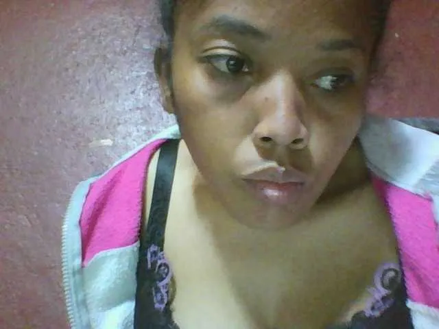 Live sex webcam photo for Johannesexy #289319688