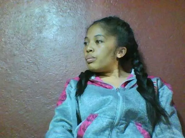 Live sex webcam photo for Johannesexy #289506294