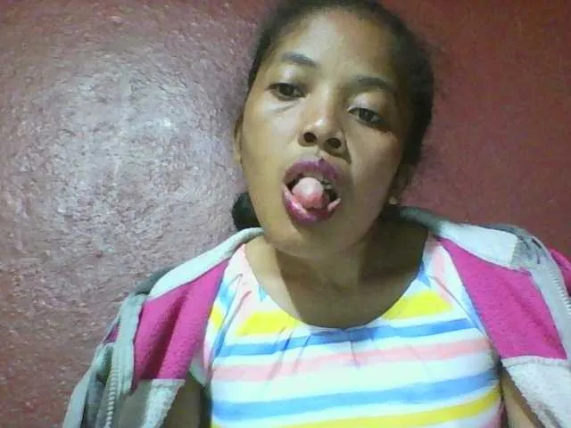 Live sex webcam photo for Johannesexy #289627158