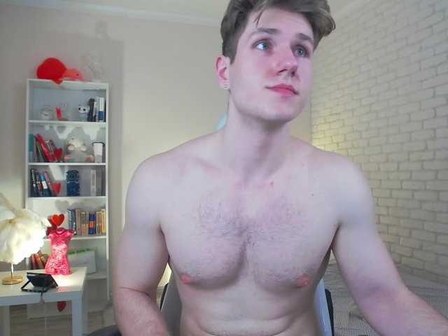 Live sex webcam photo for John-Harris #277668457