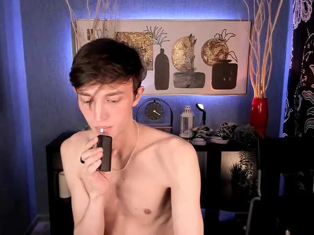 Live sex webcam photo for John-Mellow #290735783