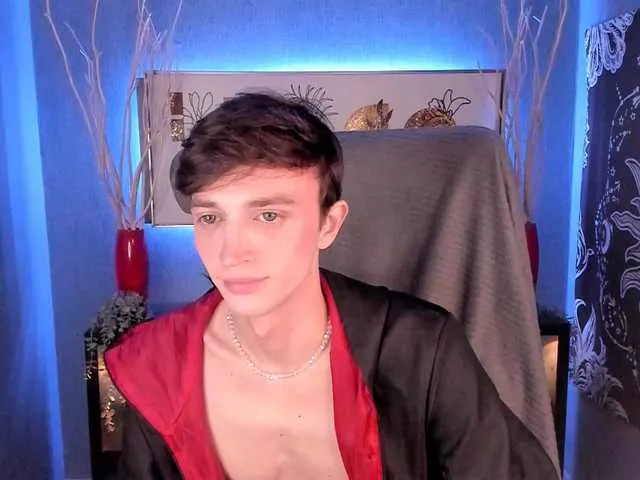 Live sex webcam photo for John-Mellow #290769273