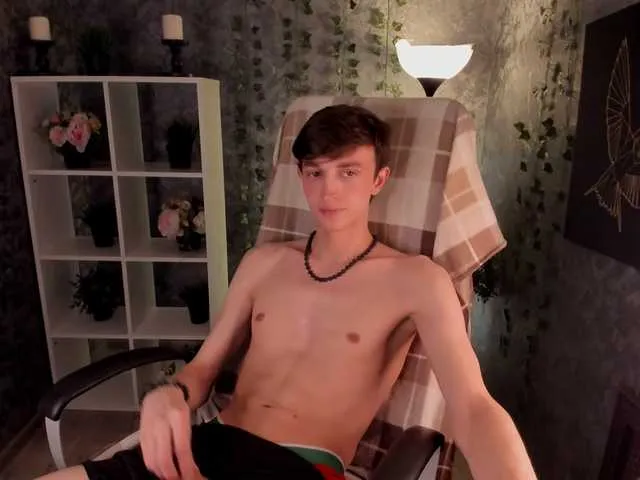 Live sex webcam photo for John-Mellow #291094247