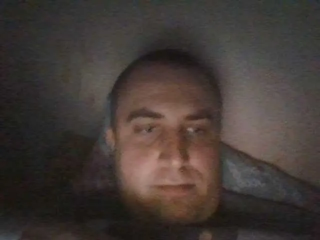 Live sex webcam photo for JohnOre #273215710