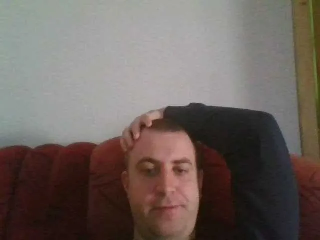 Live sex webcam photo for JohnOre #273292147