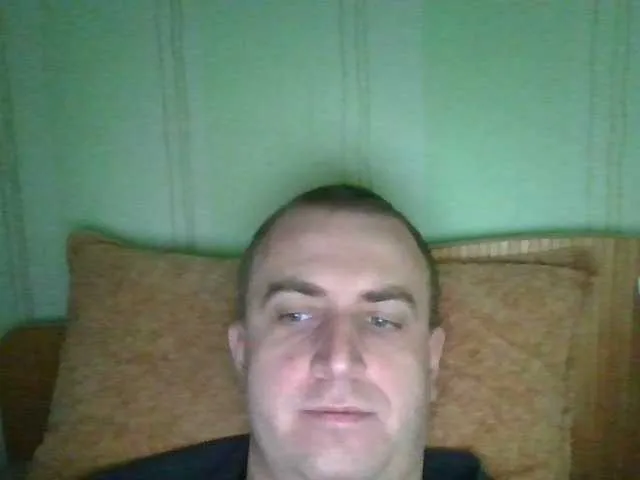 Live sex webcam photo for JohnOre #276239405