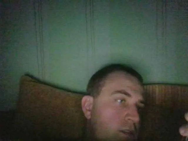 Live sex webcam photo for JohnOre #276342740