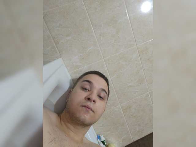 Live sex webcam photo for JohnSoapMac #274540756