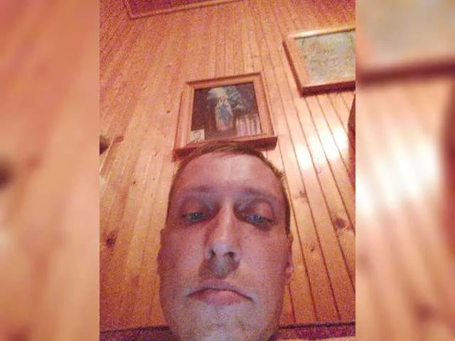 Live sex webcam photo for JohnTinyBunnyX #276280980