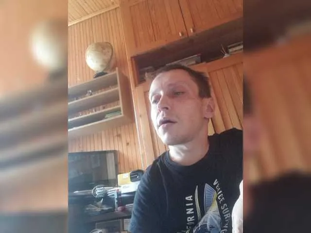 Live sex webcam photo for JohnTinyBunnyX #277631076