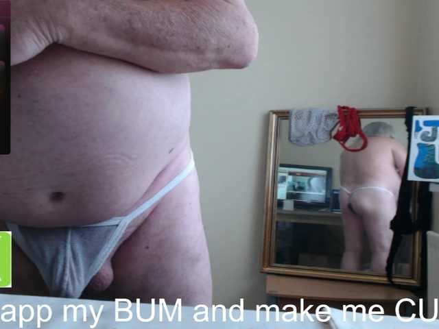 Live sex webcam photo for Johnsmallbone #289506898