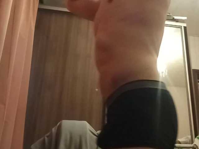 Live sex webcam photo for Johnyklebitz123321 #276922954