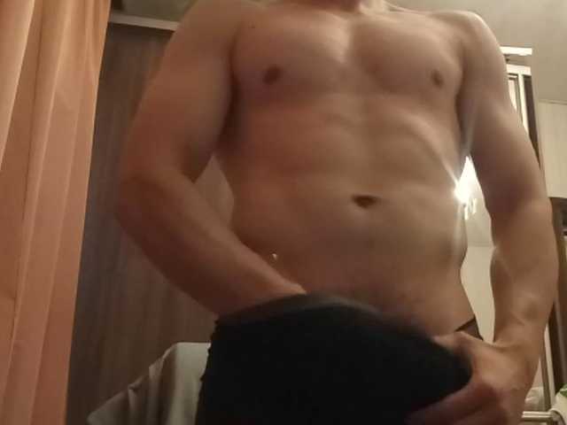 Live sex webcam photo for Johnyklebitz123321 #276925033