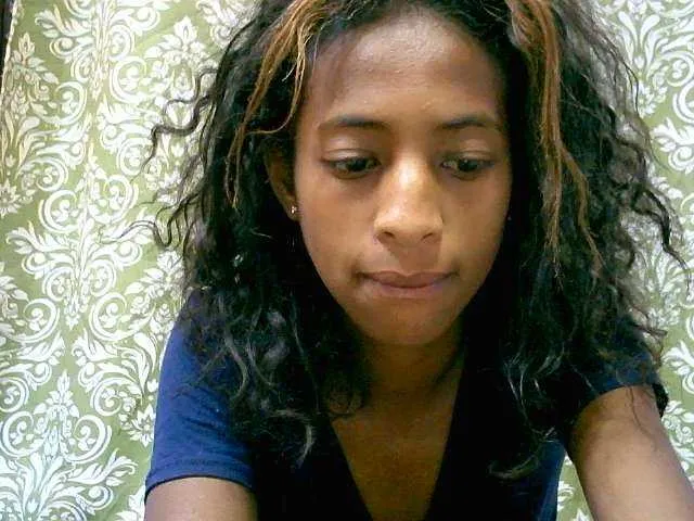 Live sex webcam photo for Jolieculmetisse #277248459