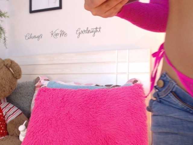 Live sex webcam photo for Joliet2 #291150890