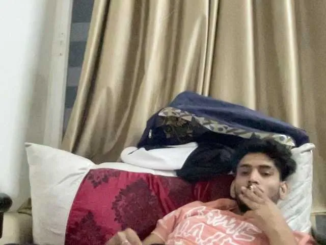 Live sex webcam photo for JonathanDoe #276692777