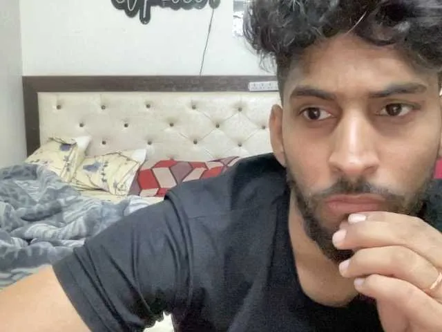 Live sex webcam photo for JonathanDoe #276977109