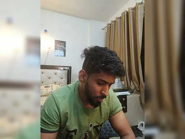 Live sex webcam photo for JonathanDoe #276987972