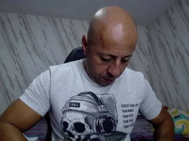 Live sex webcam photo for Jordan-Gomez #277555105