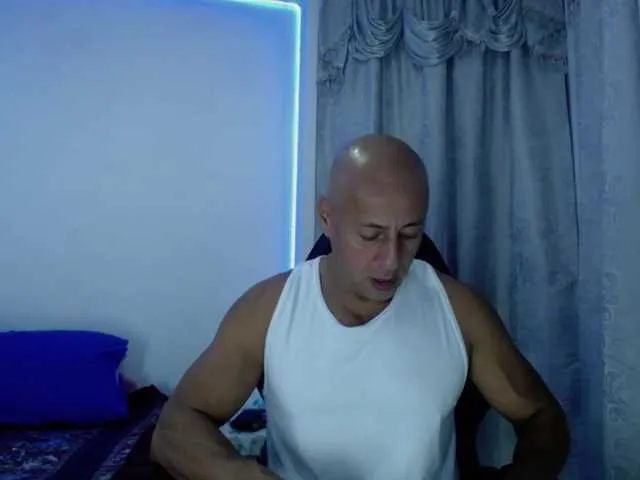 Live sex webcam photo for Jordan-Gomez #278240237