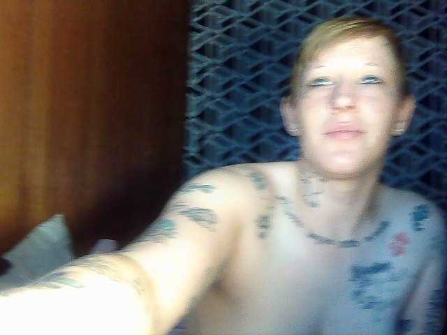 Live sex webcam photo for JordanBlakee #273599915