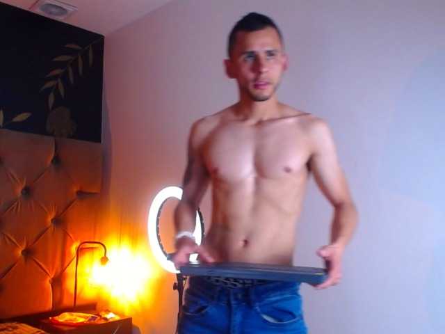 Live sex webcam photo for Jork-Gus #277647456