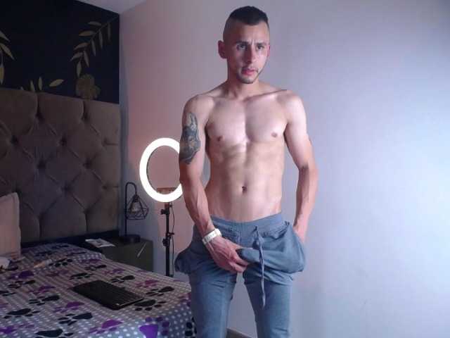 Live sex webcam photo for Jork-Gus #277700306