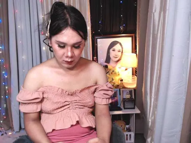 Live sex webcam photo for Jorlyn24 #276542610