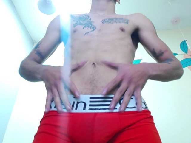 Live sex webcam photo for Joseph-050 #277412395