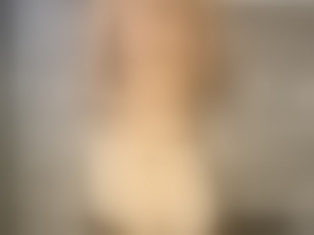 Live sex webcam photo for JosephinaYeaton #293581611