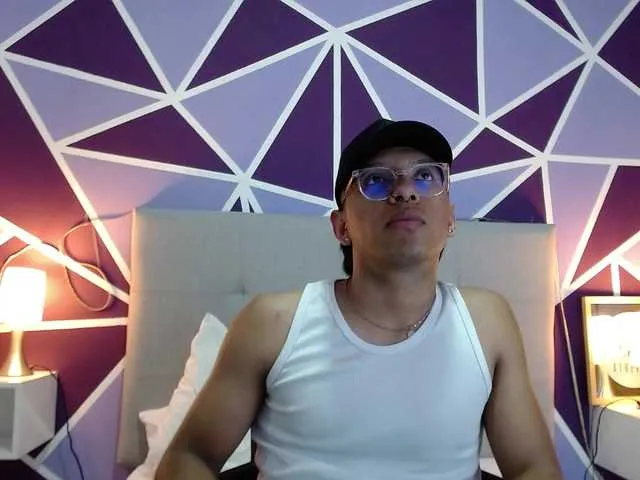 Live sex webcam photo for Joshua-lee #277238147