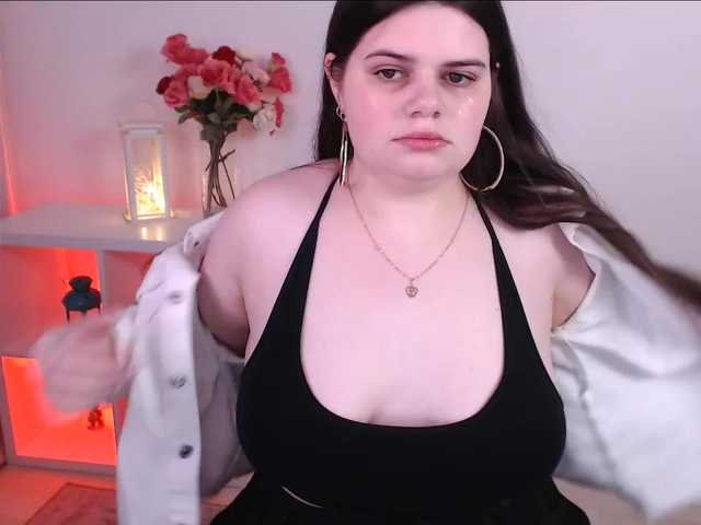 Live sex webcam photo for JoyOnee #272052236