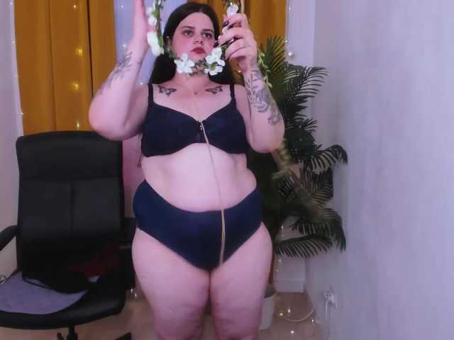 Live sex webcam photo for JoyOnee #273948454