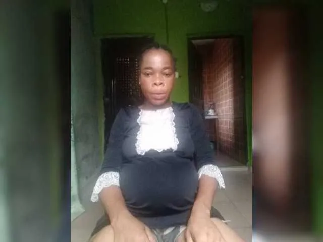 Live sex webcam photo for Joygiver01 #278223808