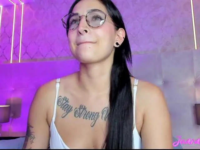 Live sex webcam photo for Juana-Green #291301617