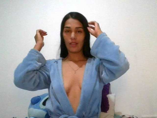 Live sex webcam photo for JuanaBrunette #291301412