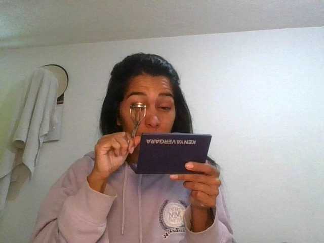 Live sex webcam photo for JuanaBrunette #291549635