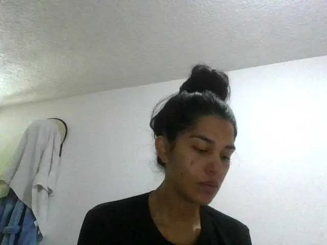 Live sex webcam photo for JuanaBrunette #291813266