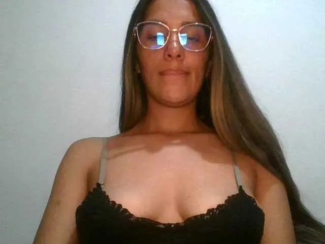 Live sex webcam photo for JuanaBrunette #293018074