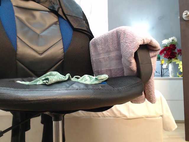 Live sex webcam photo for Juanita-del-M #276209832