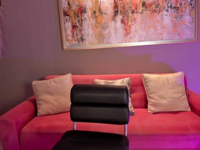 Live sex webcam photo for JuanitaClay #288047366