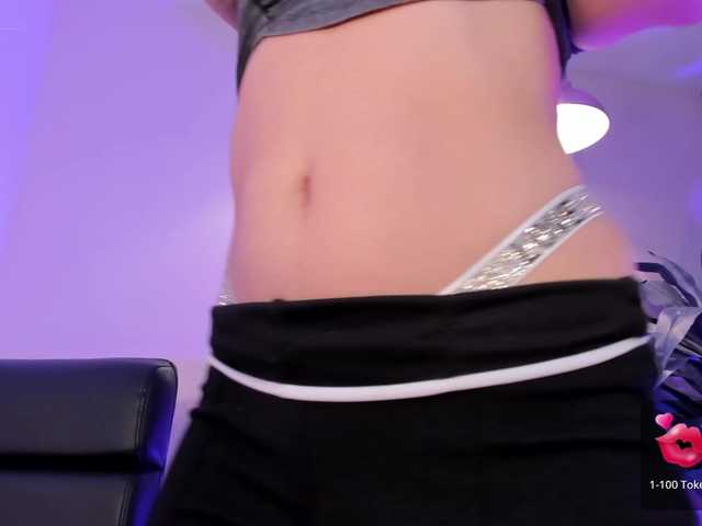 Live sex webcam photo for JuanitaClay #288047372