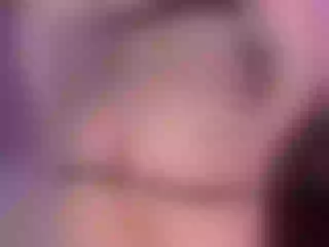 Live sex webcam photo for JuanitaClay #288047535