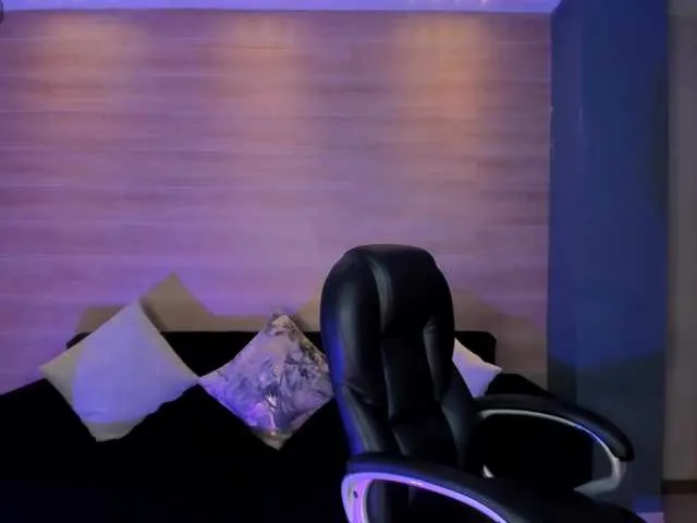 Live sex webcam photo for JuanitaClay #288047551